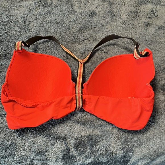 Victoria’s Secret racer back bra - Picture 2 of 3